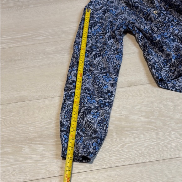 Evereve Blue Buttoned Mandarin Collar Blouse - Picture 8 of 9